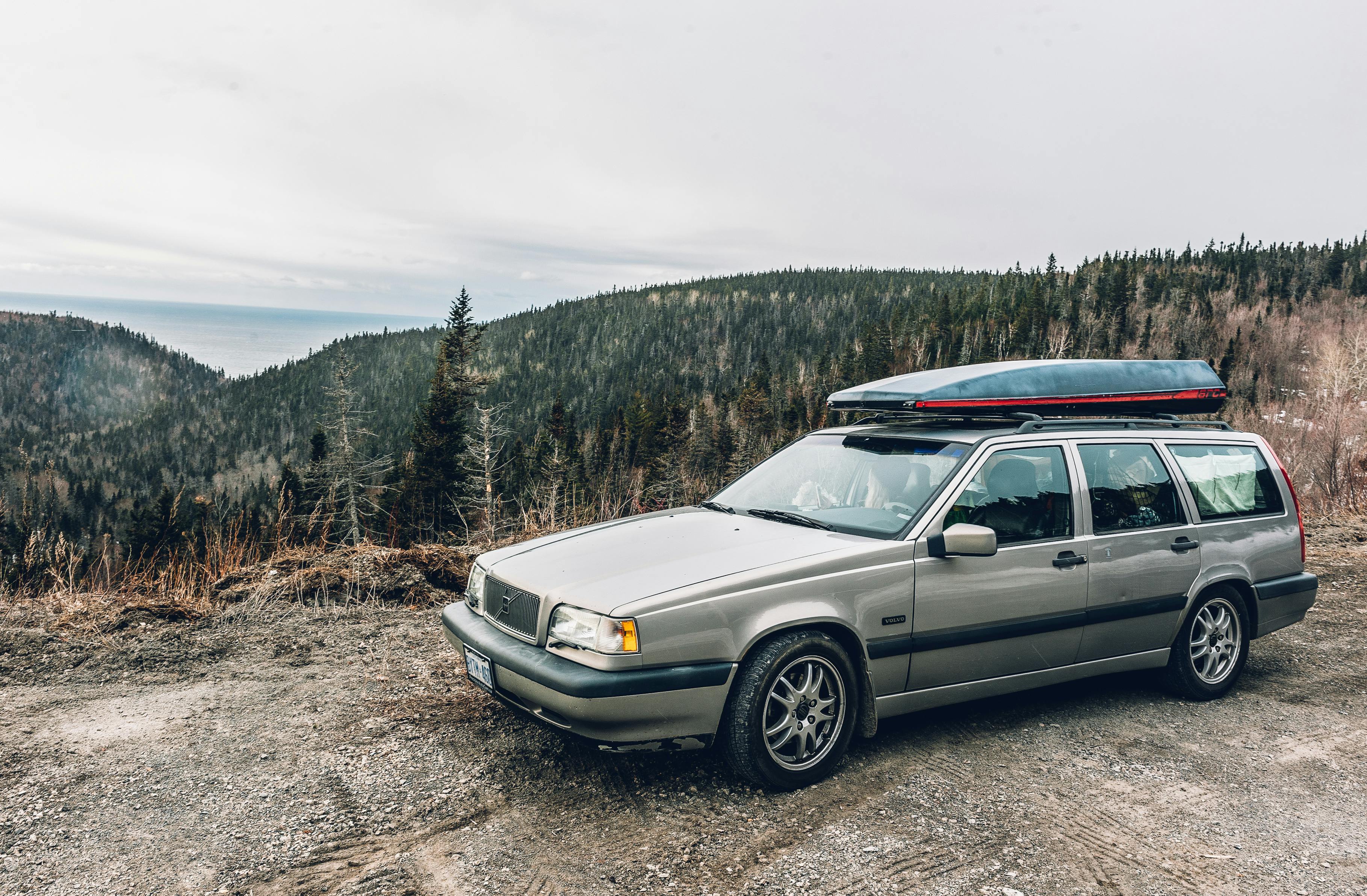 1995 Volvo 850 Station Wagon - spacious wagon ideal for family trips